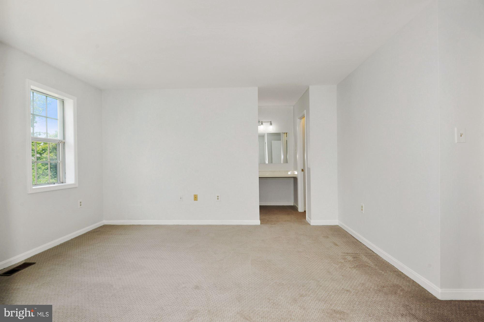 11951 Sentinel Point Court Reston, VA 20191 - Photo 22 of 42
