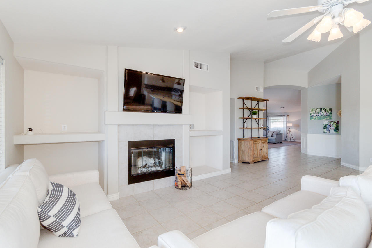 1828 South Rialto Mesa, AZ 85209 - Photo 15 of 53 15-Rialto