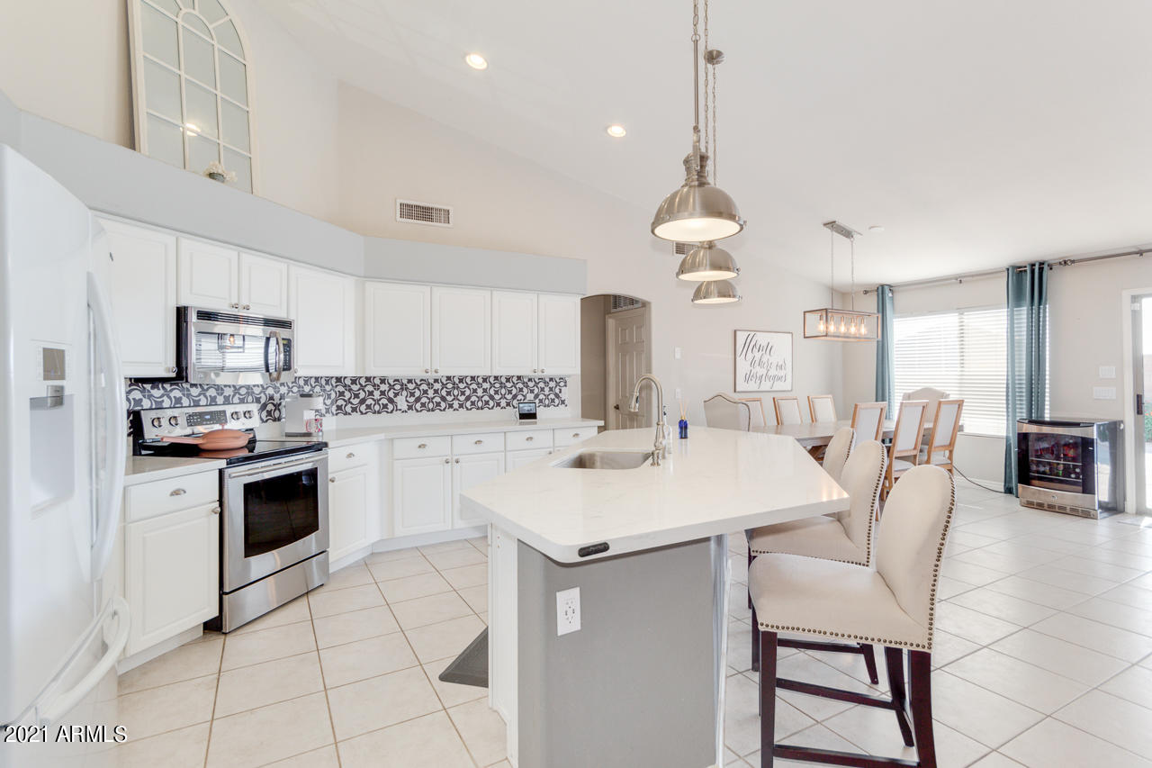 1828 South Rialto Mesa, AZ 85209 - Photo 22 of 53 22-Rialto
