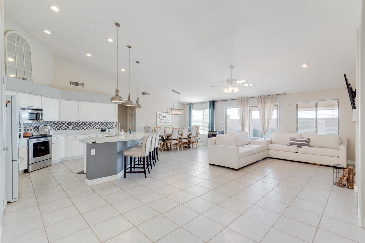 1828 South Rialto Mesa, AZ 85209 - Photo 10 of 53 10-Rialto