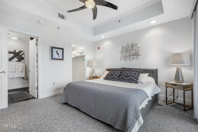 $2,250 | 210 Raceday Center Drive, Unit 1304, Bristol, TN 37620