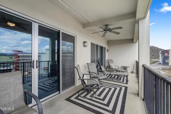 $2,250 | 210 Raceday Center Drive, Unit 1304, Bristol, TN 37620