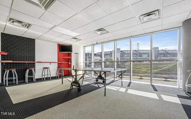 $2,250 | 210 Raceday Center Drive, Unit 1304, Bristol, TN 37620