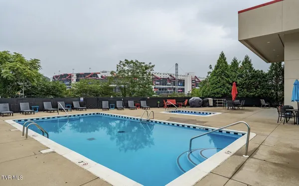$2,250 | 210 Raceday Center Drive, Unit 1304, Bristol, TN 37620