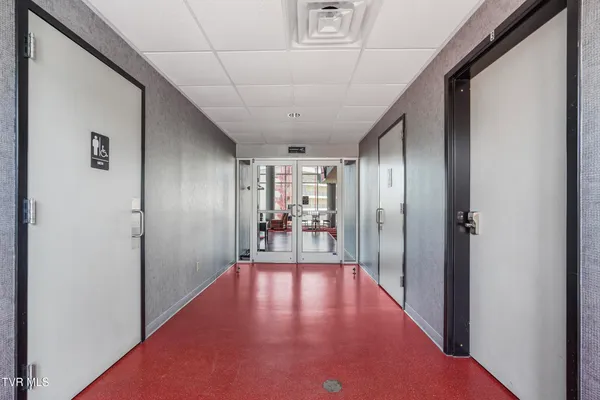 $2,250 | 210 Raceday Center Drive, Unit 1304, Bristol, TN 37620