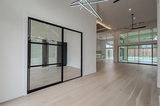 $18,000 | 11314 Hillcrest Road, Dallas, TX 75230