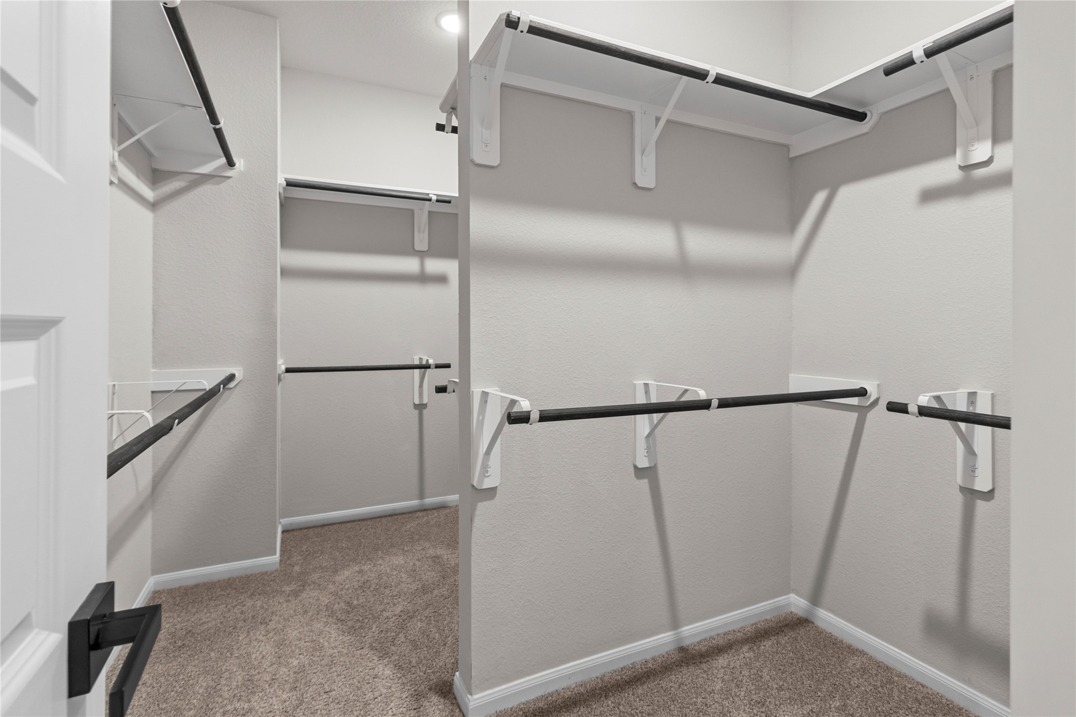 2811 Bisbee Road League City, TX 77573 - Photo 14 of 28 a view of walk in closet