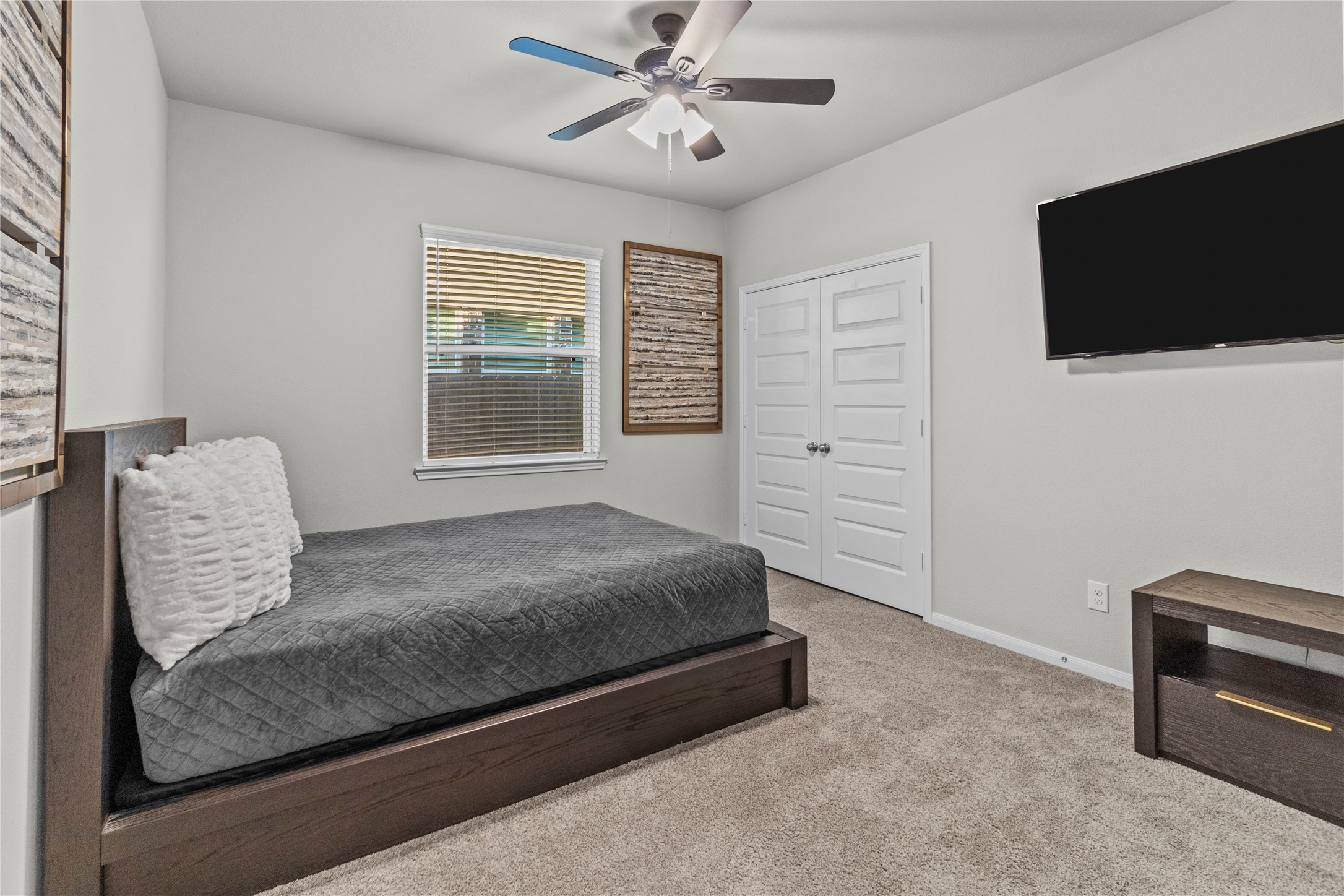 2811 Bisbee Road League City, TX 77573 - Photo 15 of 28 a living room with furniture and a flat screen tv