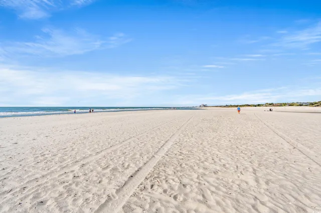 $229,900 | 415 Ocean Creek Drive, Unit 2124, Myrtle Beach, SC 29572