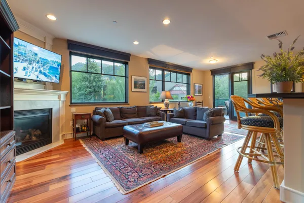 $1,295,000 | 111 1st Avenue North, Unit 25, Ketchum, ID 83340