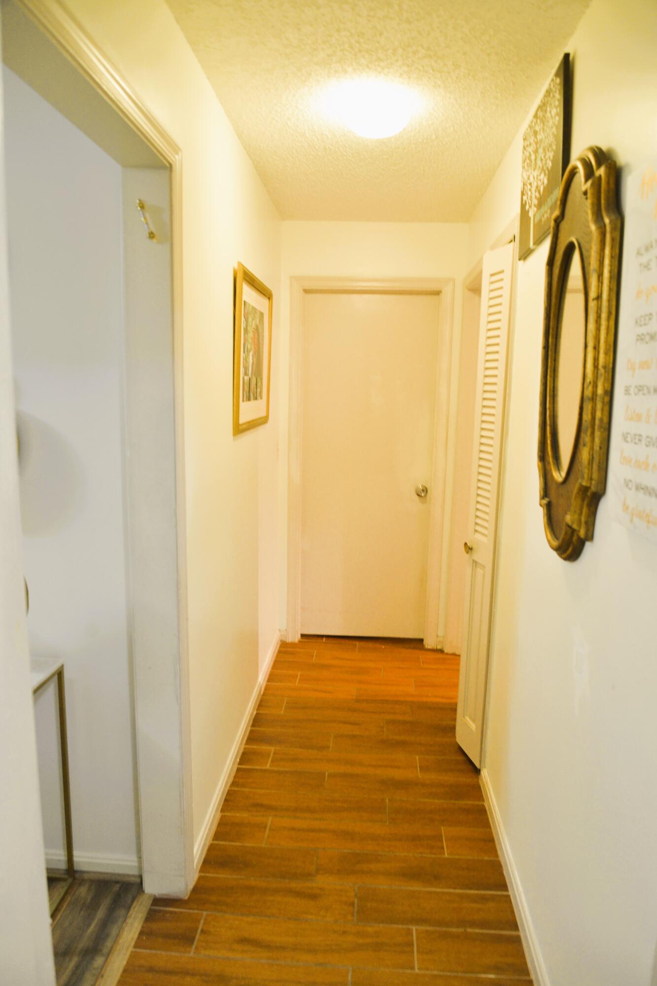 10054 Eaglewood Road, Unit B Boynton Beach, FL 33436 - Photo 13 of 25 _ROB0396