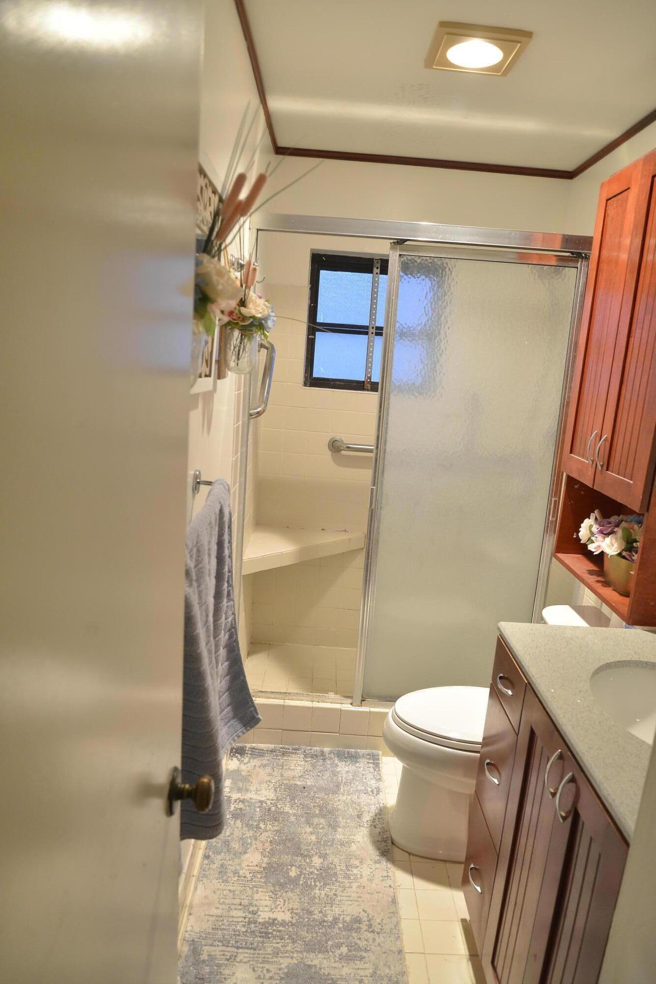 10054 Eaglewood Road, Unit B Boynton Beach, FL 33436 - Photo 14 of 25 _ROB0400