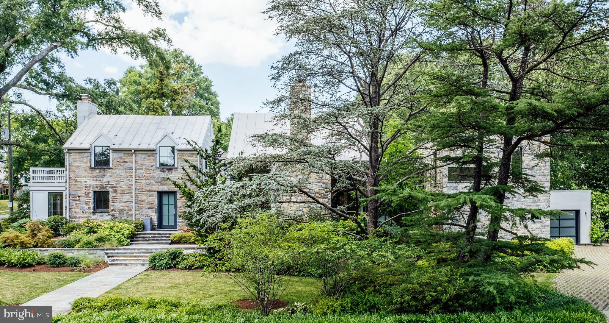 1007 Vassar Road Alexandria, VA 22314 - Photo 1 of 66 Gallery Image 1