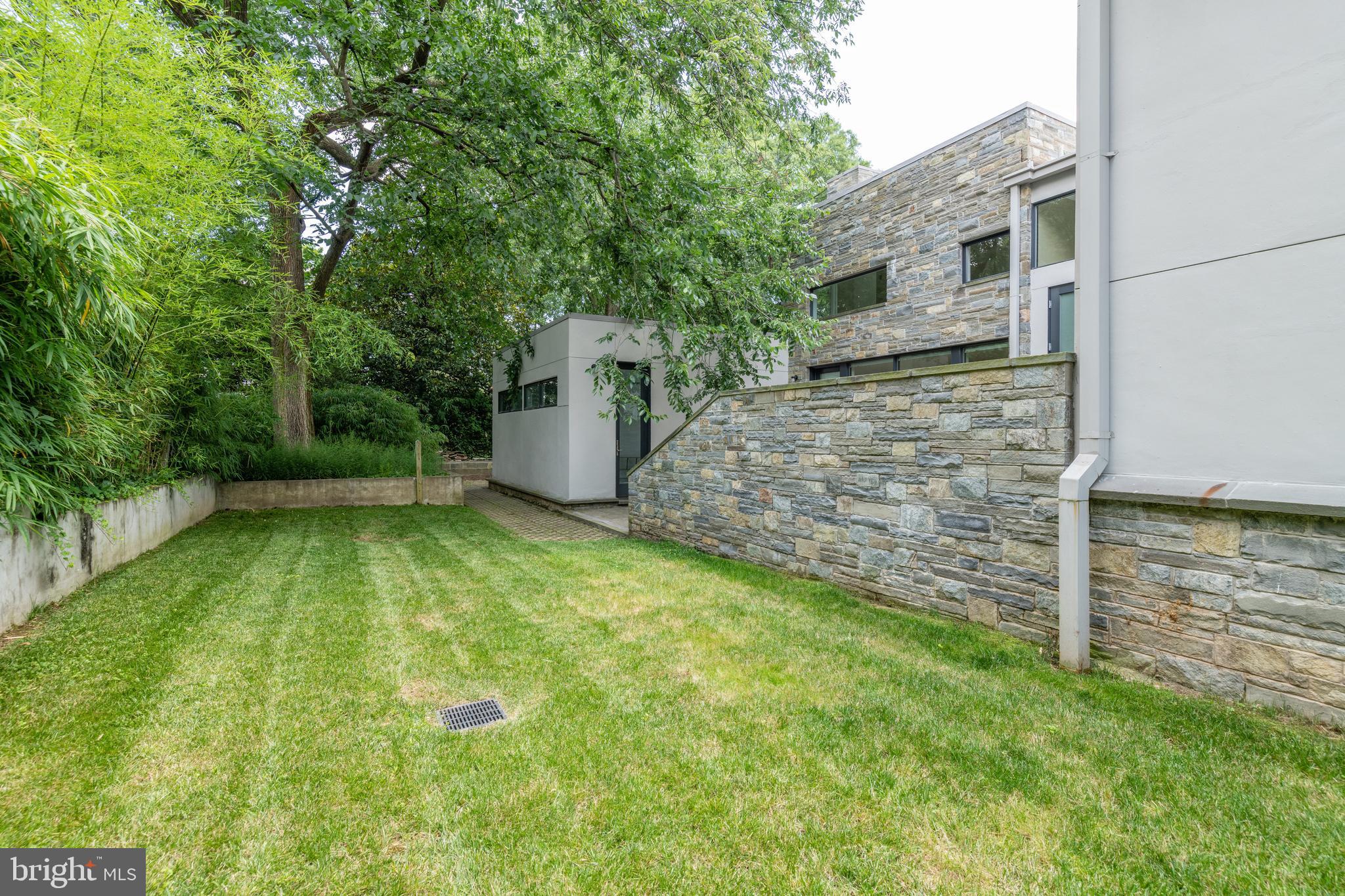 1007 Vassar Road Alexandria, VA 22314 - Photo 59 of 66 Gallery Image 59