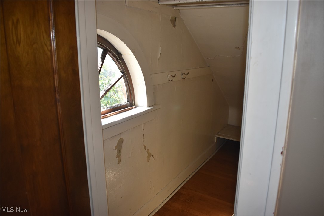 4581 Pearl Road Cleveland, OH 44109 - Photo 24 of 36 Gallery Image 24