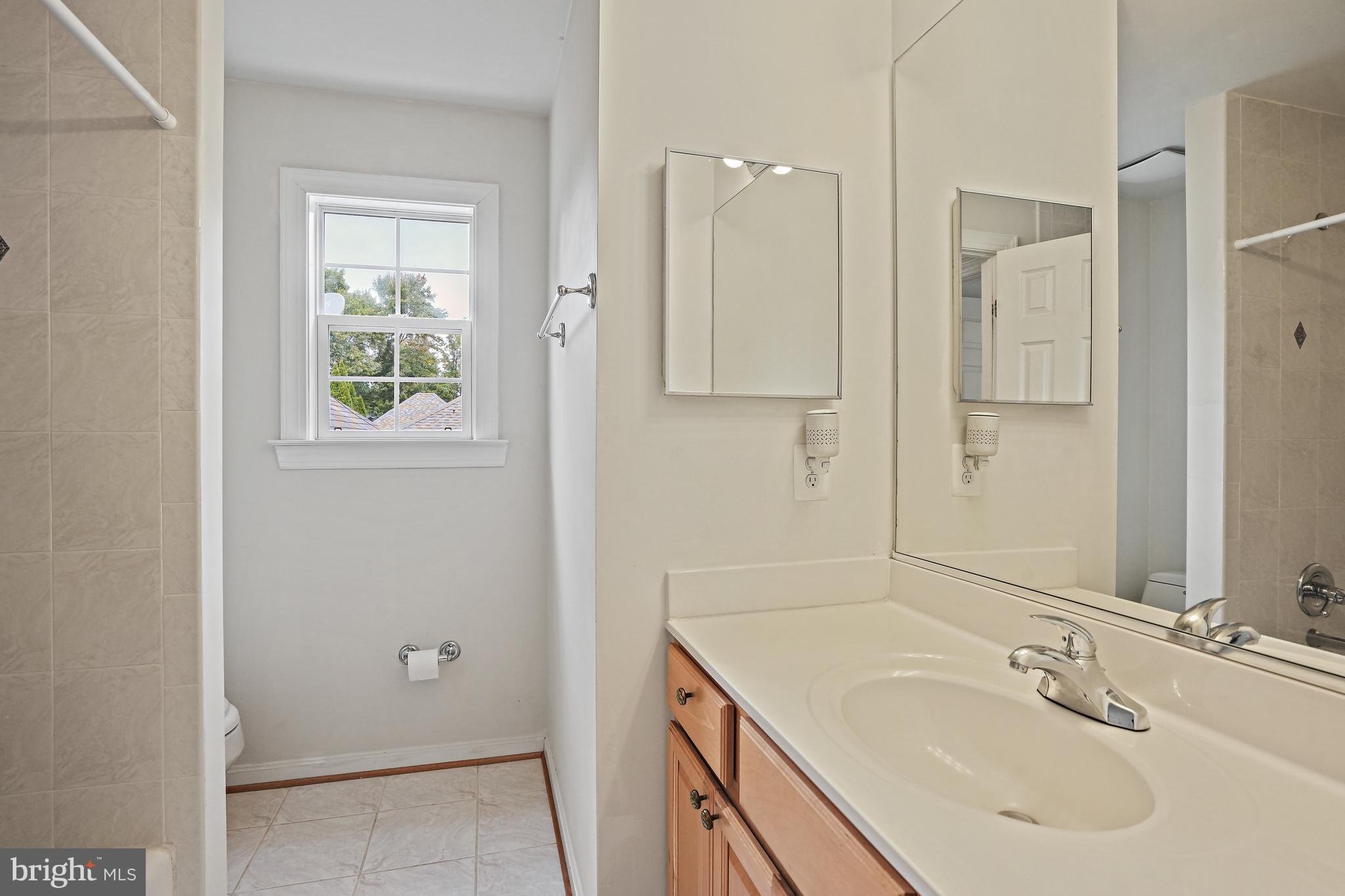 15601 Thompson Road Silver Spring, MD 20905 - Photo 45 of 65
