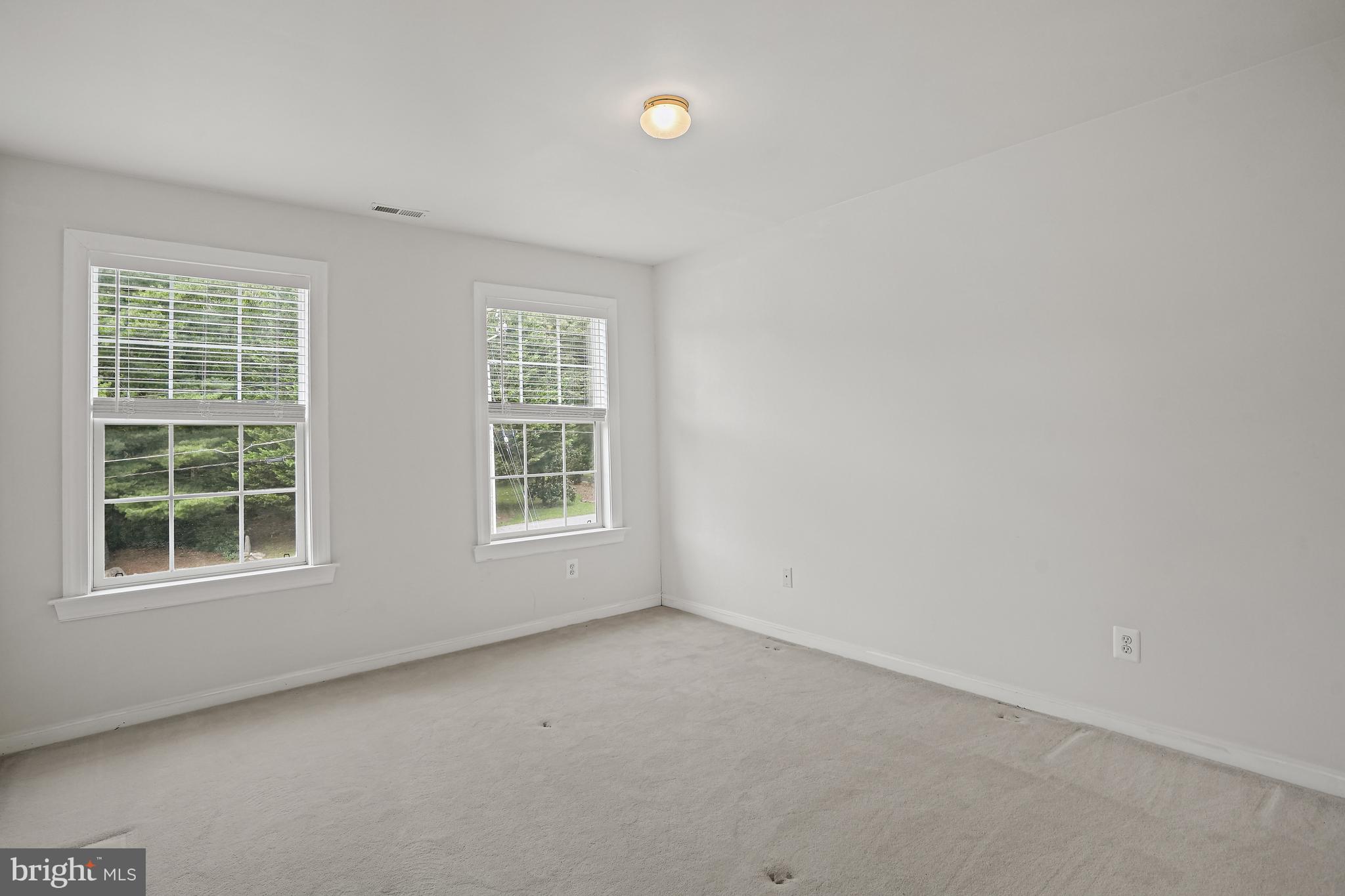 15601 Thompson Road Silver Spring, MD 20905 - Photo 48 of 65