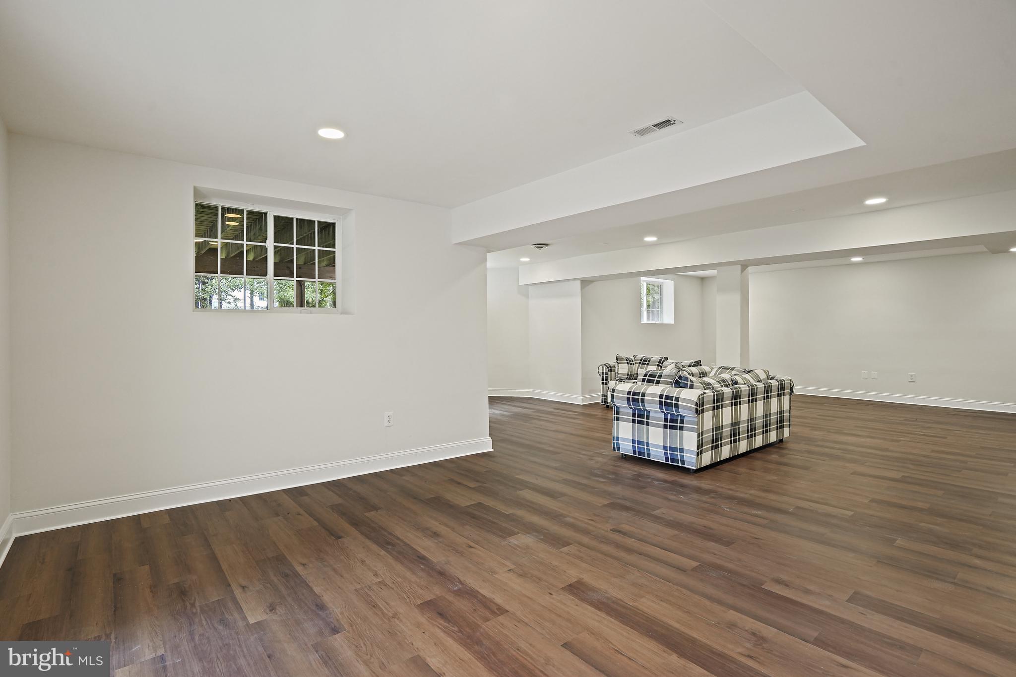 15601 Thompson Road Silver Spring, MD 20905 - Photo 54 of 65