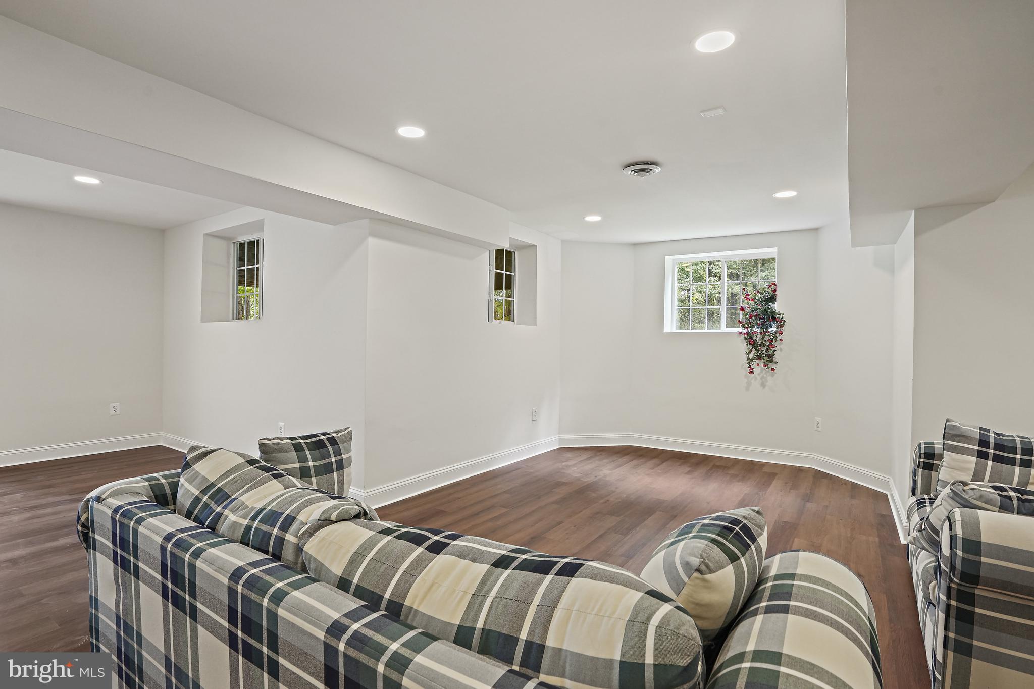 15601 Thompson Road Silver Spring, MD 20905 - Photo 55 of 65
