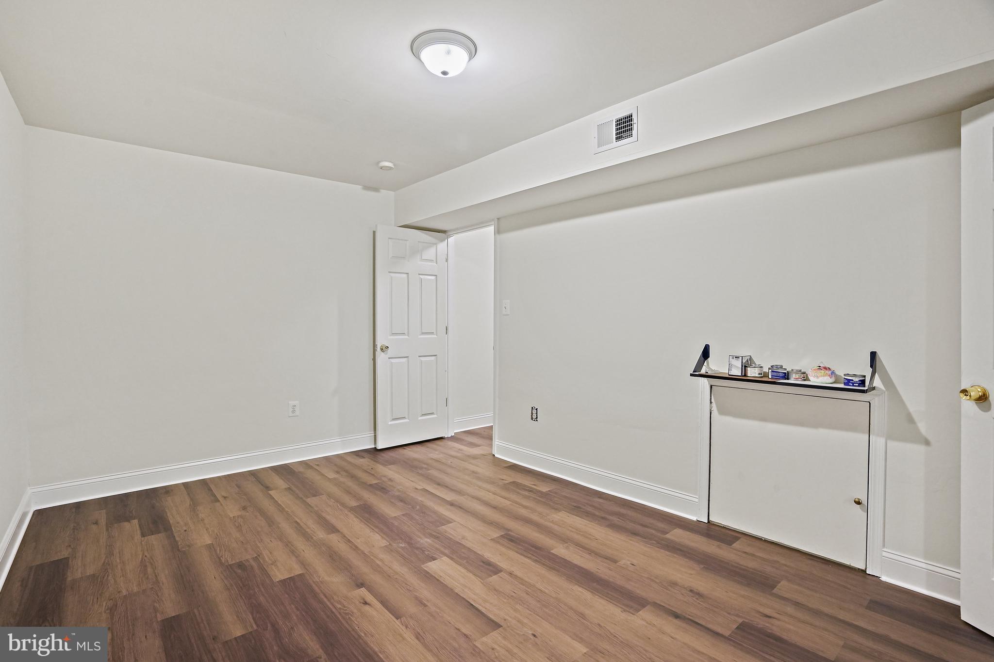15601 Thompson Road Silver Spring, MD 20905 - Photo 59 of 65