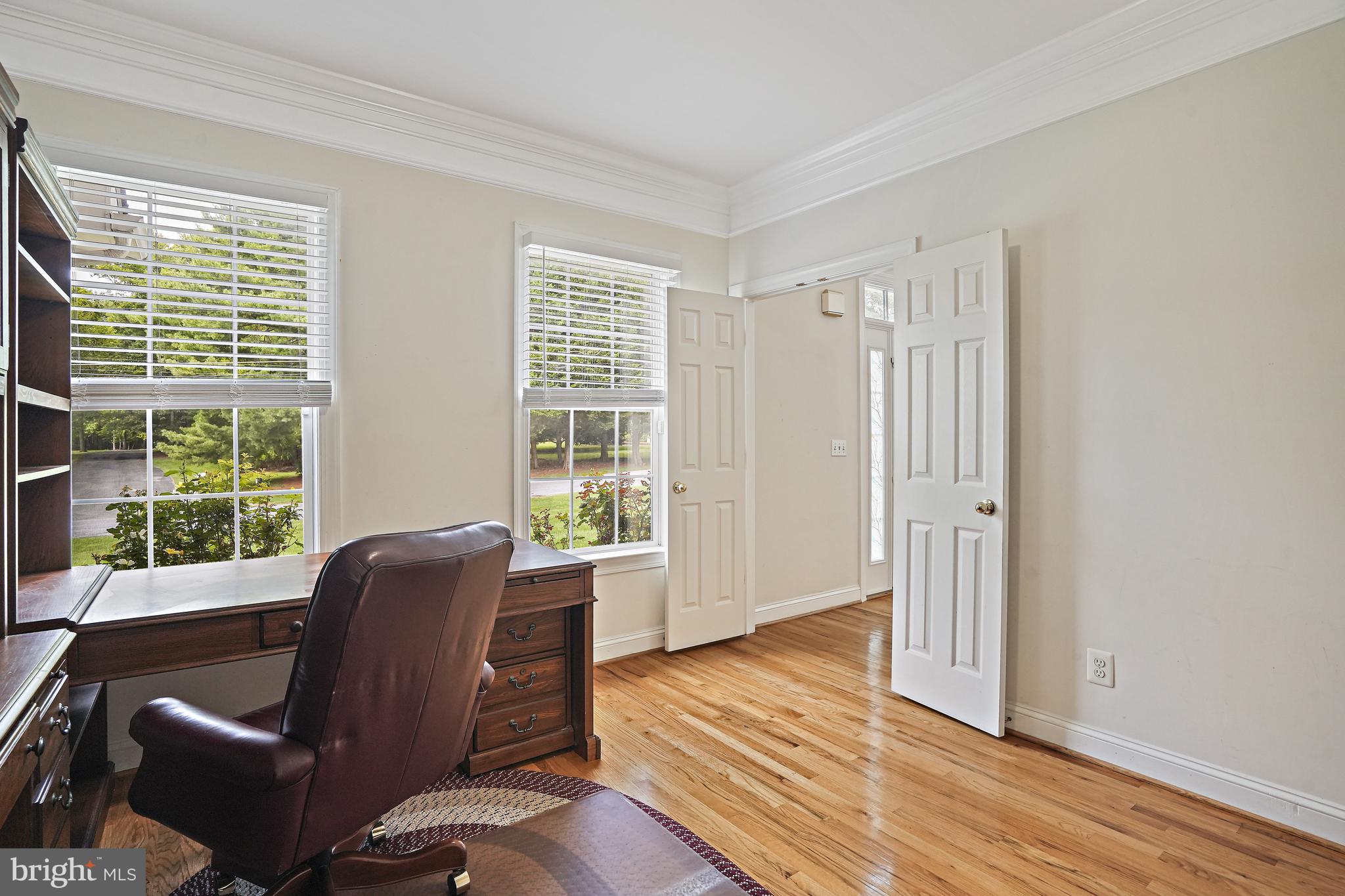 15601 Thompson Road Silver Spring, MD 20905 - Photo 8 of 65