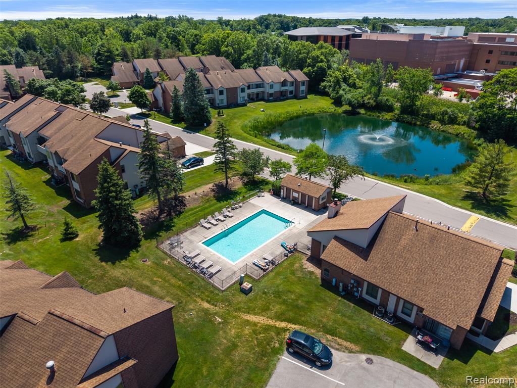6680 Ridgefield Circle West Bloomfield, MI 48322 - Photo 45 of 50 Gallery Image 45