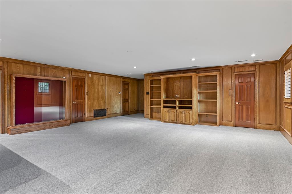 13216 Hillcrest Road Dallas, TX 75240 - Photo 18 of 40