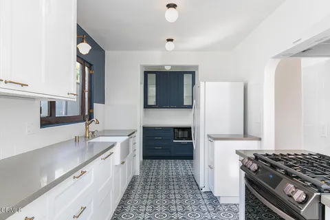 $8,000 | 5240 Ellenwood Place, Los Angeles, CA 90041