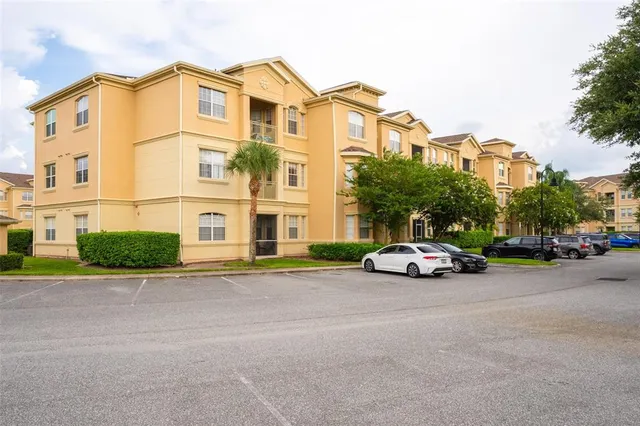 $197,000 | 709 Terrace Ridge Circle, Unit 428, Davenport, FL 33896