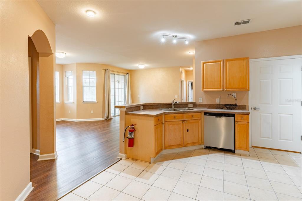 709 Terrace Ridge Circle, Unit 428 Davenport, FL 33896 - Photo 4 of 27