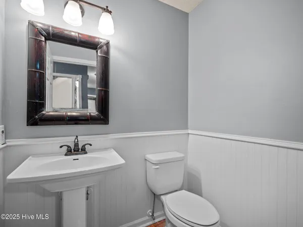 $2,100 | 705 Riva Ridge Road, Sneads Ferry, NC 28460