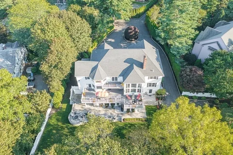 $3,250,000 | 257 High Street, Winchester, MA 01890