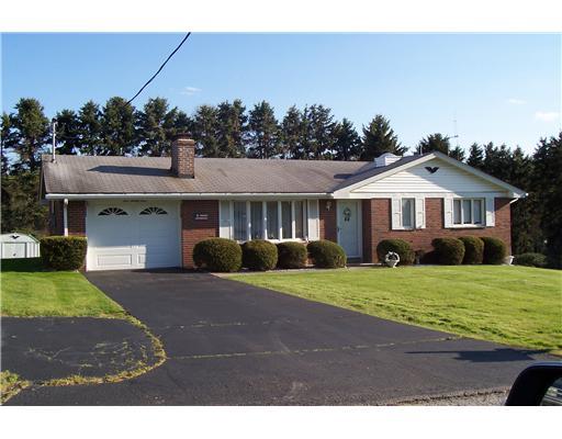 524 Center Hill Road Plum, PA 15239 - Photo 1 of 17 Exterior Front.