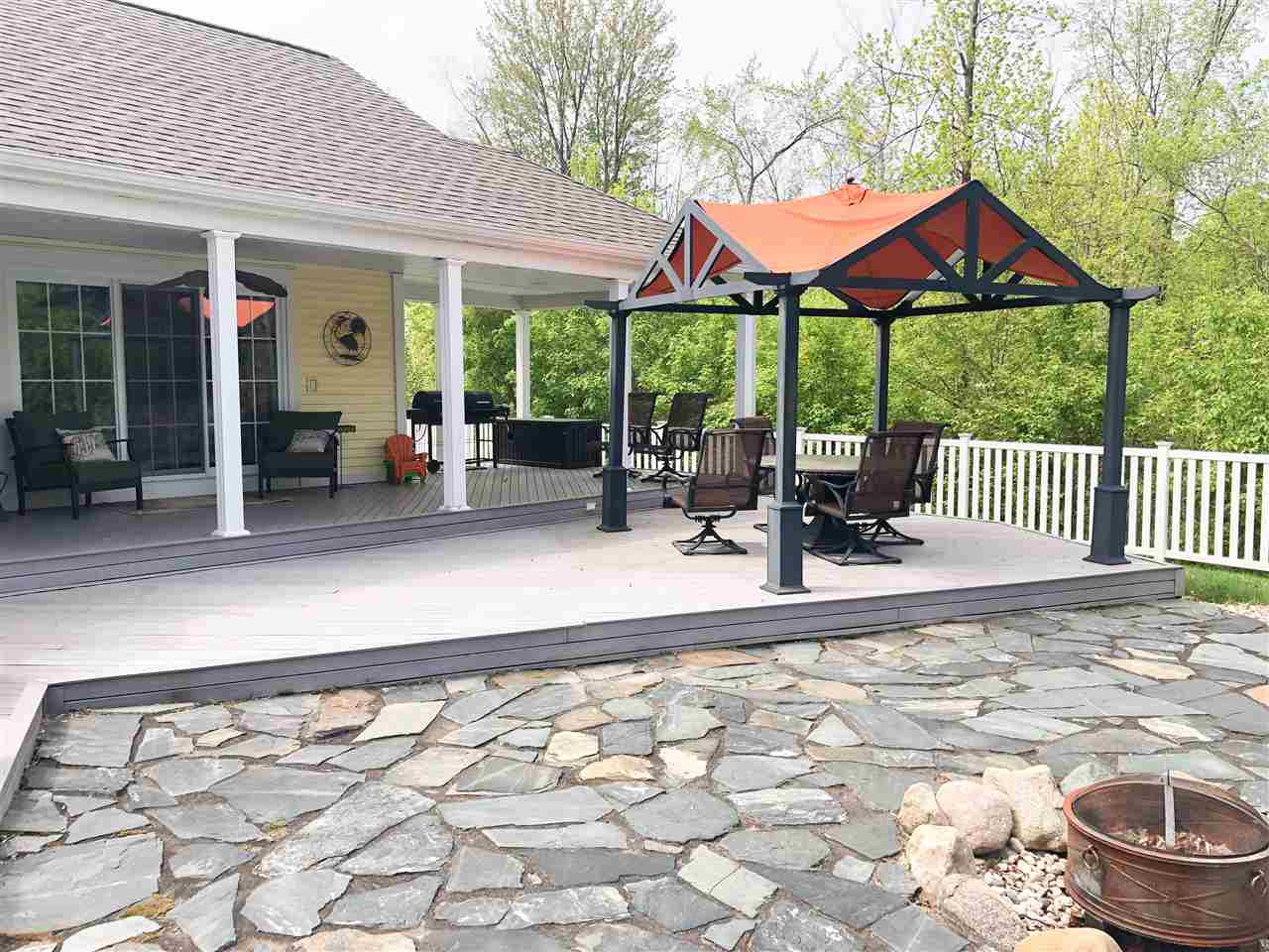 11193 Riley Road Flushing, MI 48433 - Photo 6 of 36 31382297-5.JPG