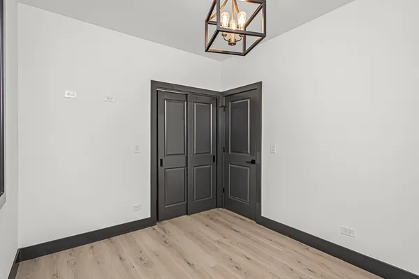 $2,200 | 6504 South Ingleside Avenue, Unit 1, Chicago, IL 60637