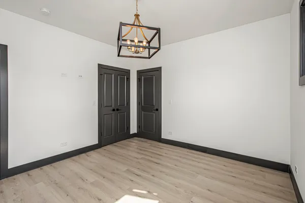 $2,200 | 6504 South Ingleside Avenue, Unit 1, Chicago, IL 60637