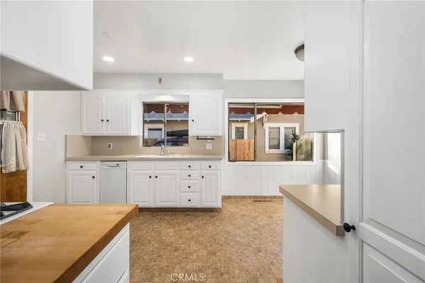 $5,800 | 243 North Grand Street, Orange, CA 92866