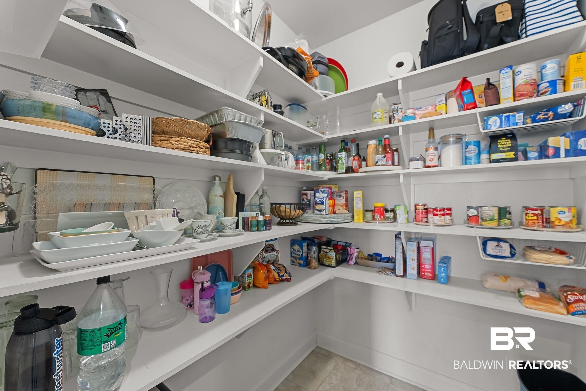 7015 Rocky Rd Loop Gulf Shores, AL 36542 - Photo 22 of 41 View of storage area