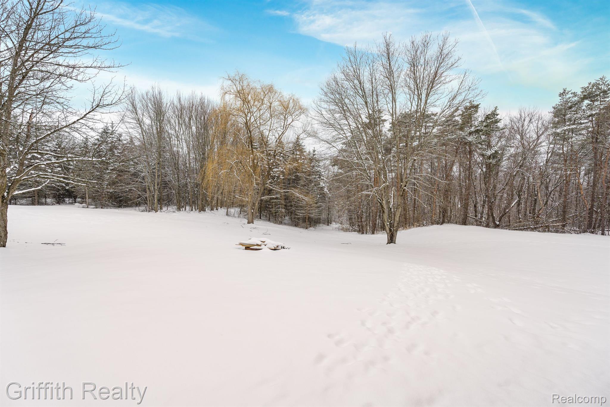 6305 McGuire Road Fenton, MI 48430 - Photo 45 of 54 Gallery Image 45
