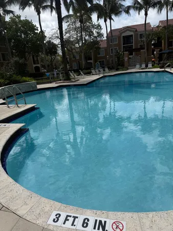 $2,050 | 7980 North Nob Hill Road, Unit 205, Tamarac, FL 33321