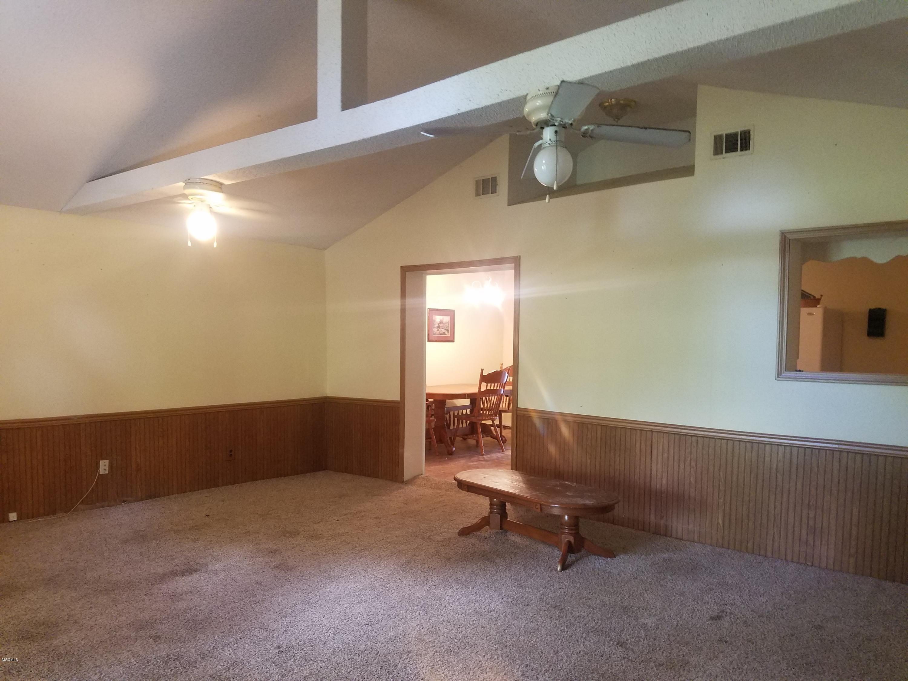 117 McAllister Road Lucedale, MS 39452 - Photo 7 of 19 Family Room