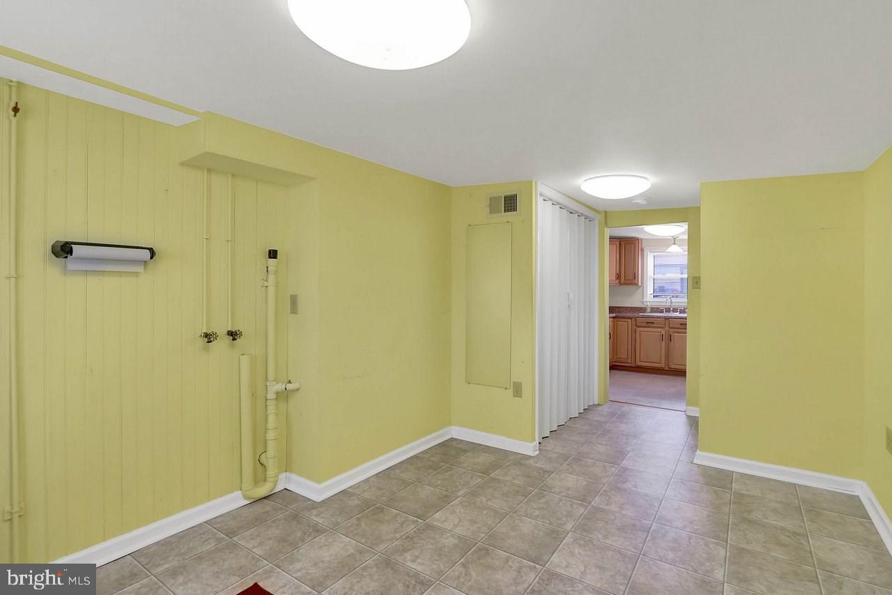 2317 Trolley Road York, PA 17408 - Photo 5 of 25