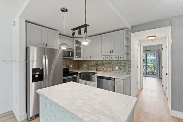 $99,000 | 67 Harwood Crescent, Unit H, Deerfield Beach, FL 33442