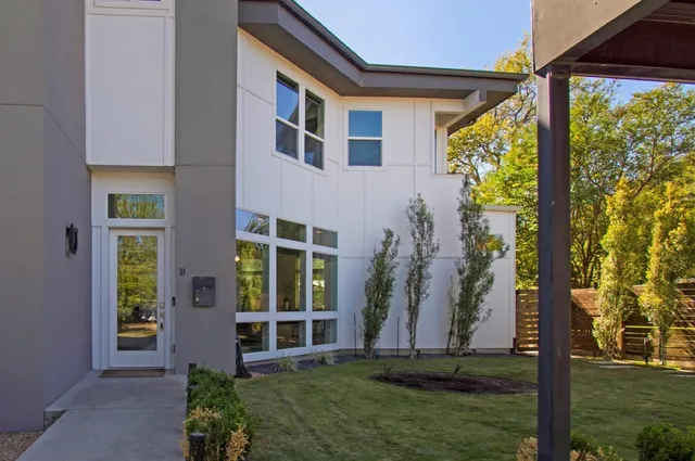 $3,750 | 1905 Alegria Road, Unit B, Austin, TX 78757