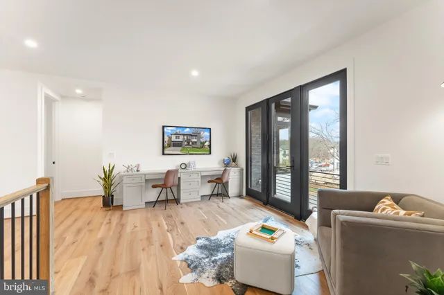 $2,949,500 | 6539 Fairlawn Drive, McLean, VA 22101