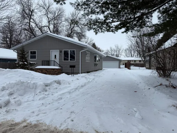 $294,000 | 720 9th Street Southwest, Pine City, MN 55063