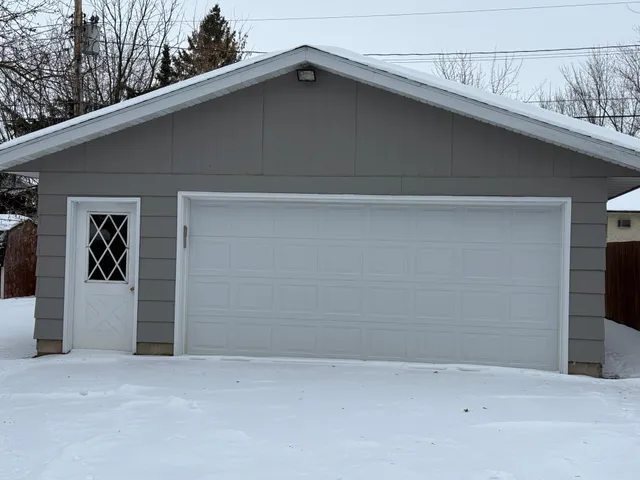$294,900 | 720 9th Street Southwest, Pine City, MN 55063