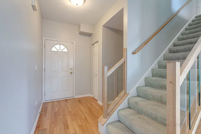 $2,595 | 1655 Windward Court, Naperville, IL 60563