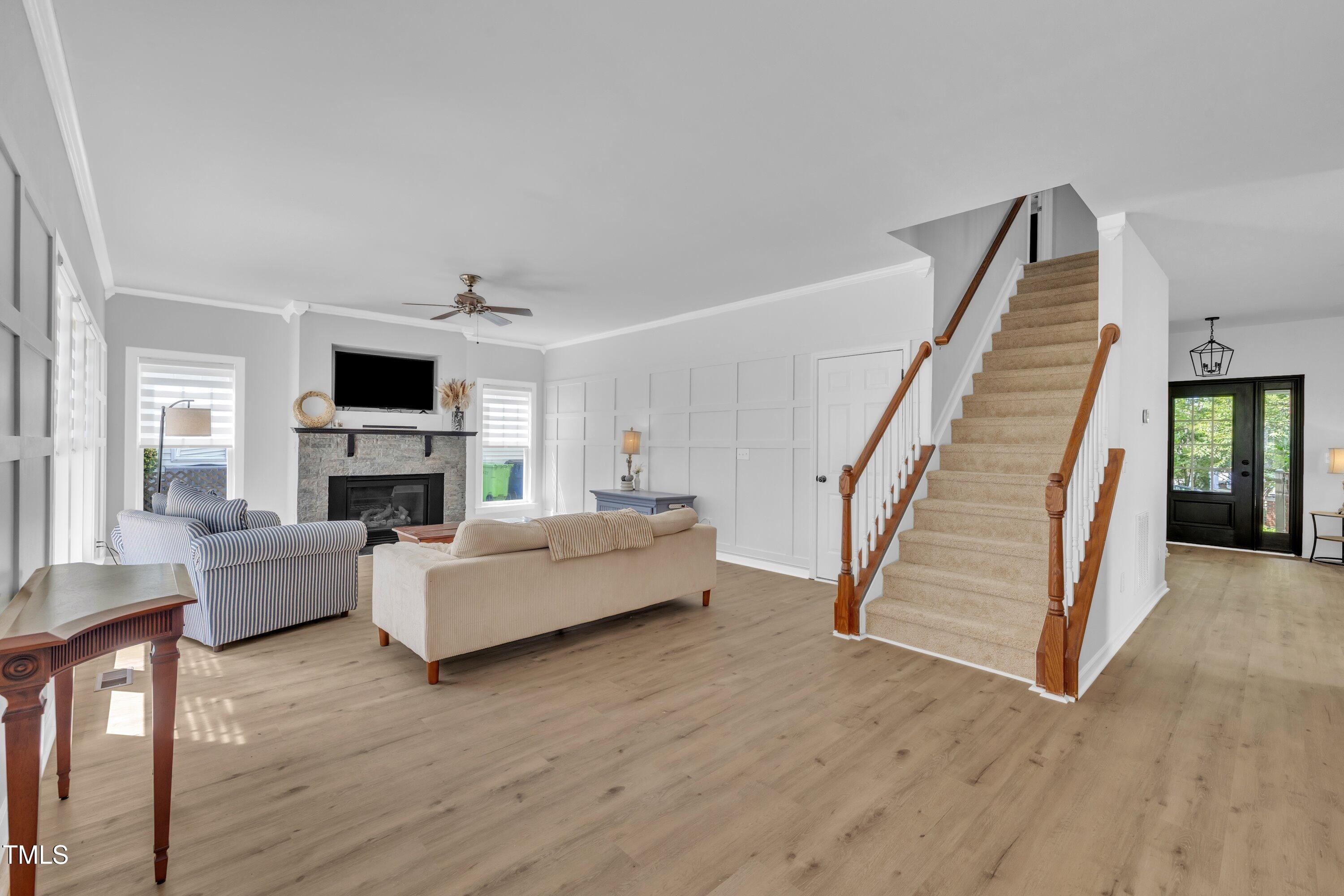 10638 Cardington Lane Raleigh, NC 27614 - Photo 10 of 59 Family room
