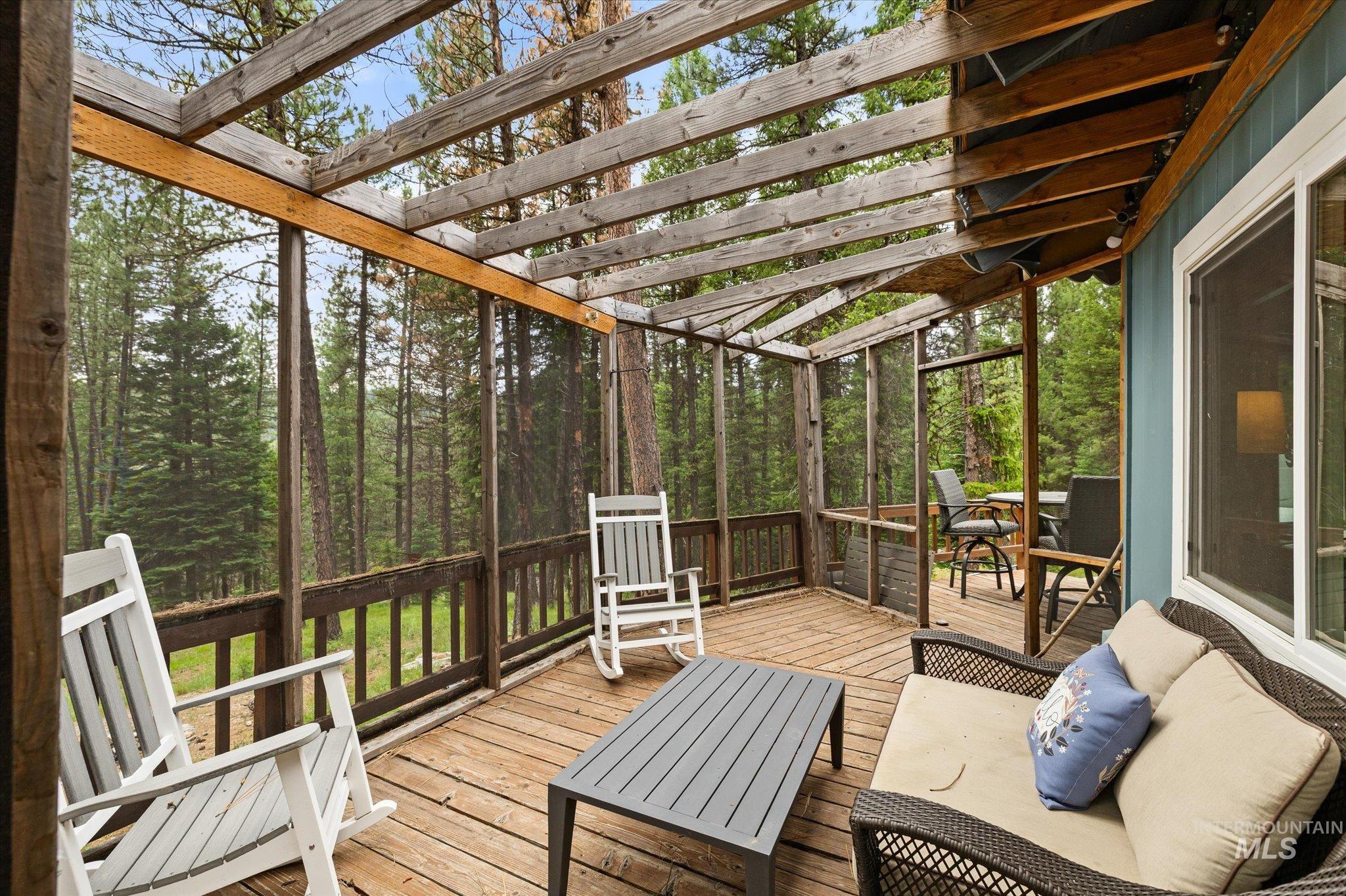 9785 Edna Place Cascade, ID 83611 - Photo 6 of 50